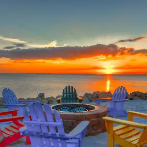 227-wifi, New Paint, Amazing Views, Close To Bucs Stadium Tampa